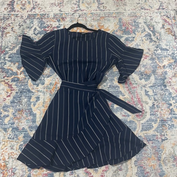 Navy blue ruffle flare dress - Picture 3 of 8